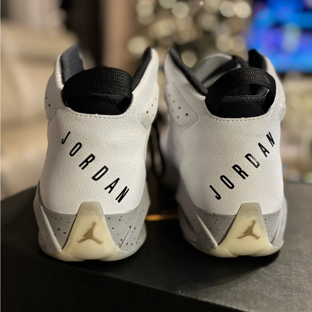 Jordan men’s Lift Off White and Black Sneakers size 11.5. Worn once - Picture 2 of 7